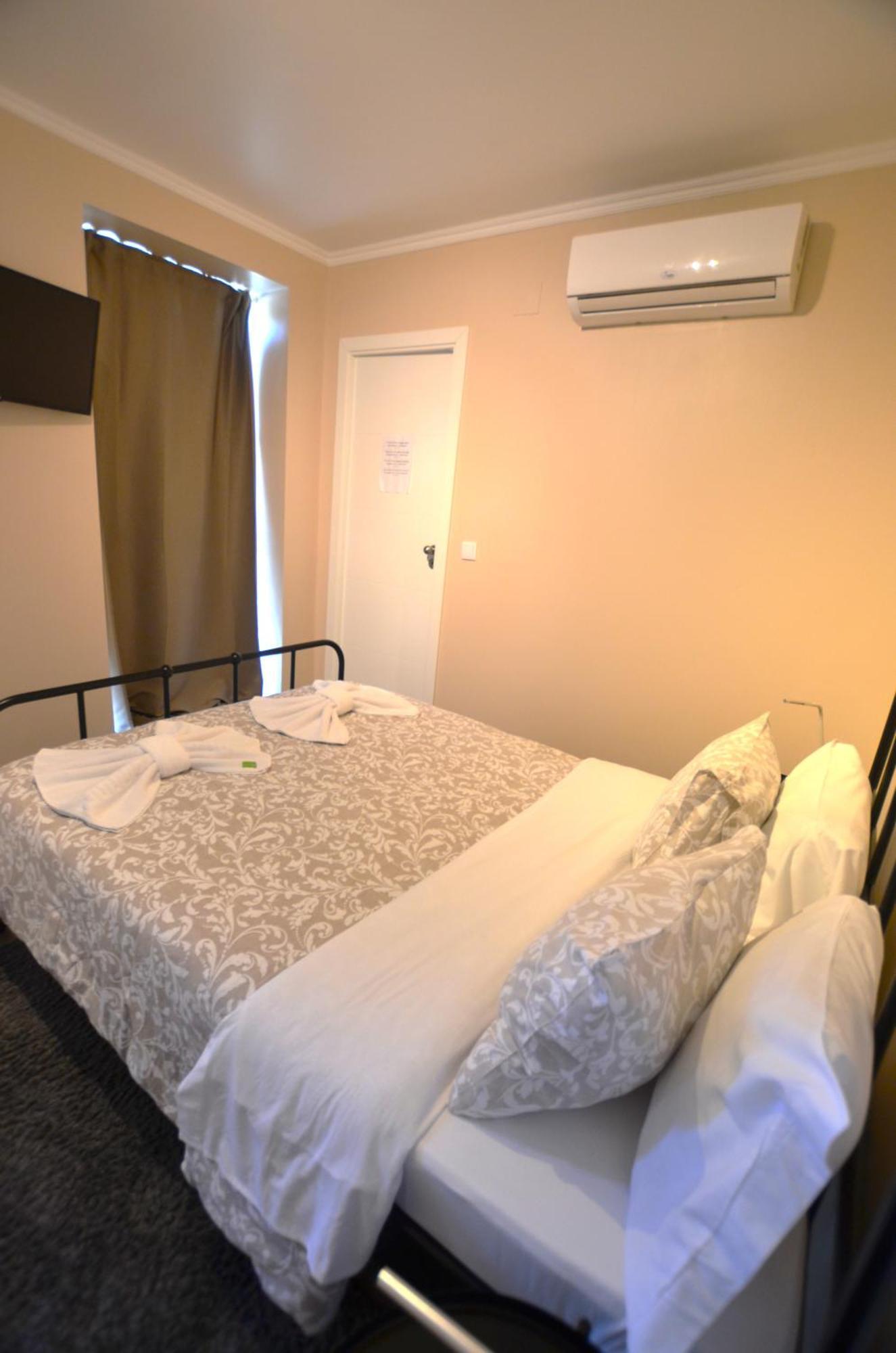 Suites Dp Setúbal Exteriör bild
